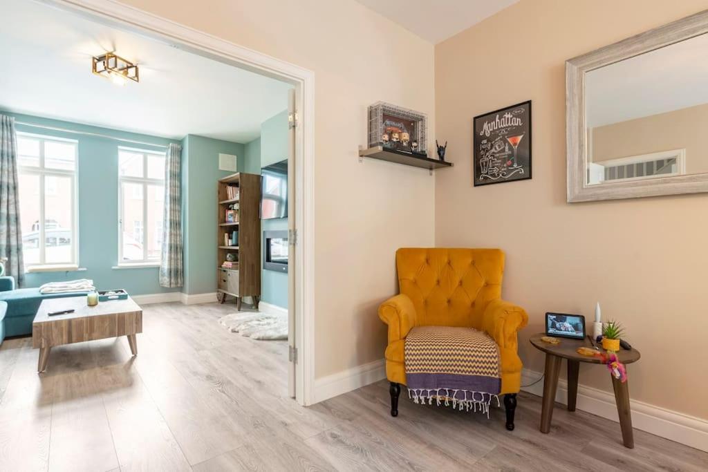 Dublin Jacuzzi Escape Apartment Bagian luar foto